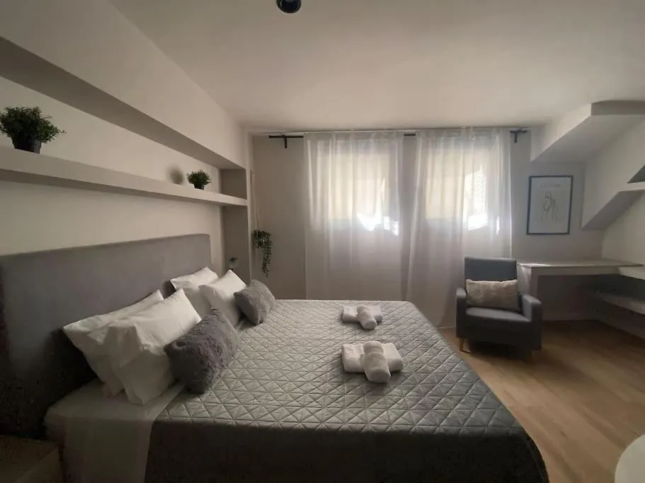 Studio Next To Campus & Hospitals-Thessaloniki